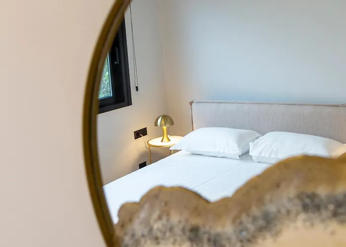 Han/Misafirhane Garden