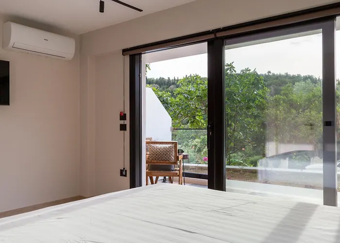 Han/Misafirhane Garden *